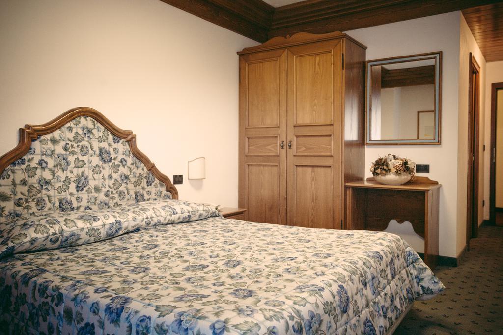 Hotel Alla Posta Alleghe Esterno foto