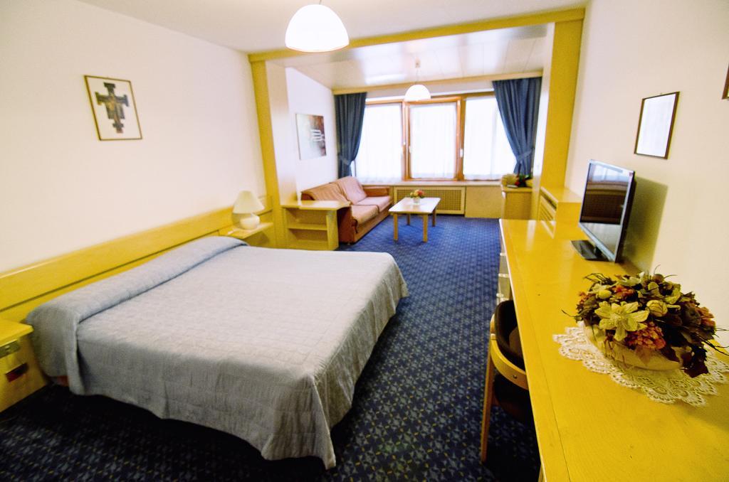 Hotel Alla Posta Alleghe Esterno foto