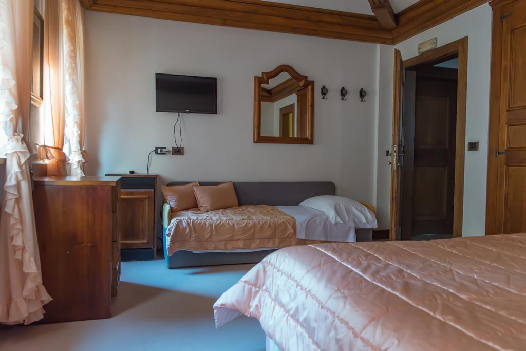 Hotel Alla Posta Alleghe Esterno foto