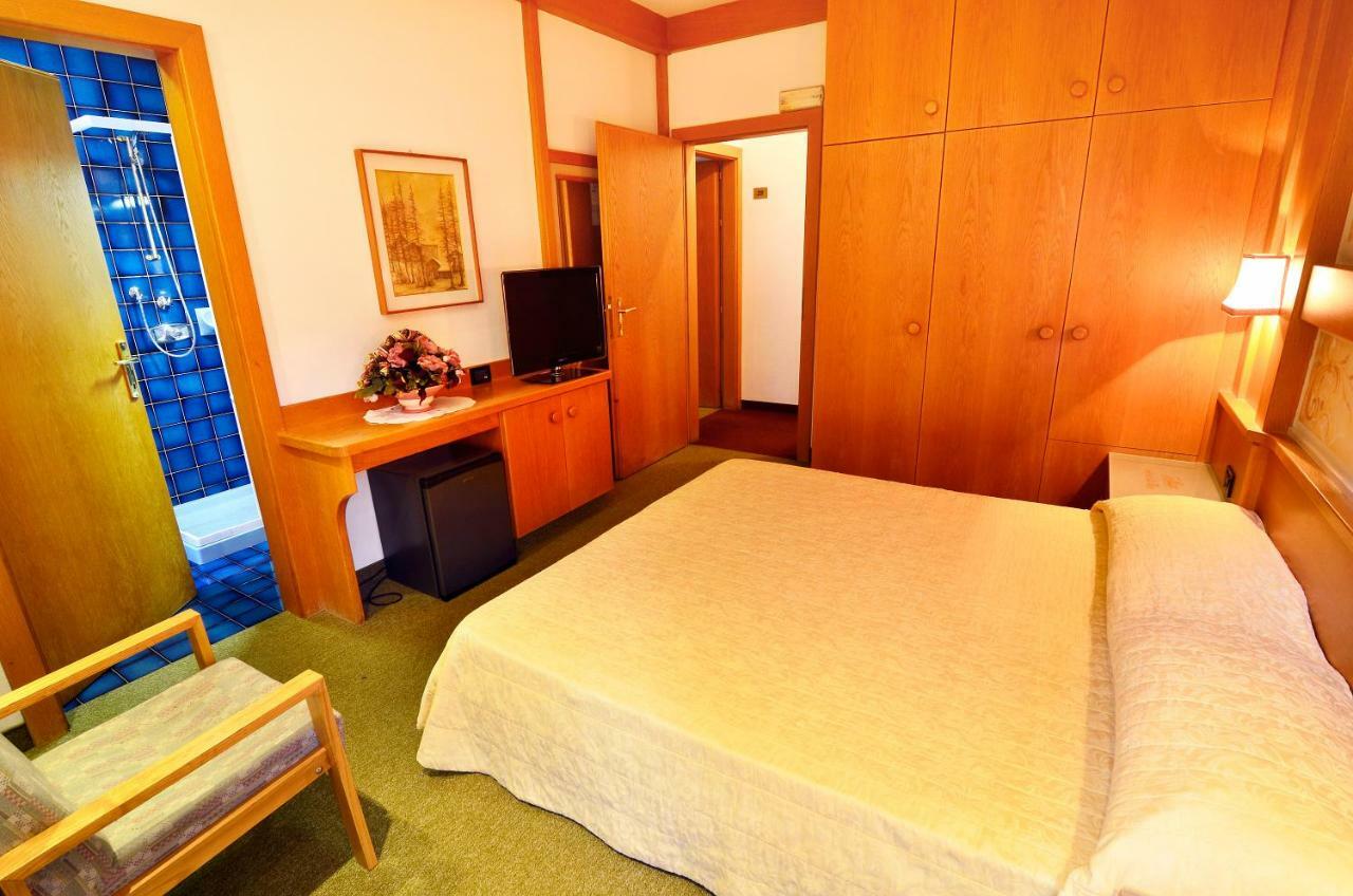 Hotel Alla Posta Alleghe Esterno foto