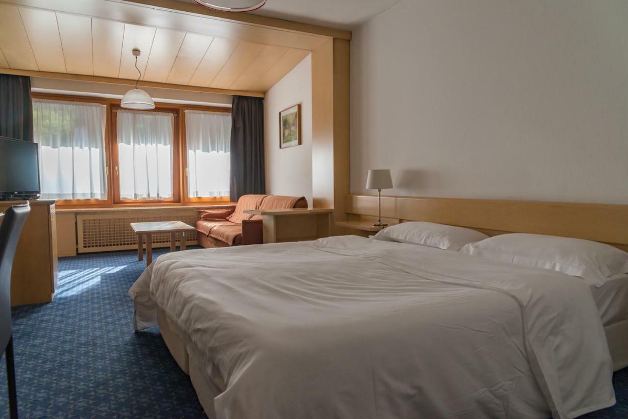 Hotel Alla Posta Alleghe Esterno foto